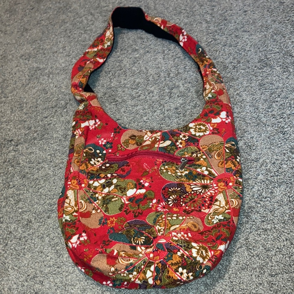 Bag with floral print inside pocket